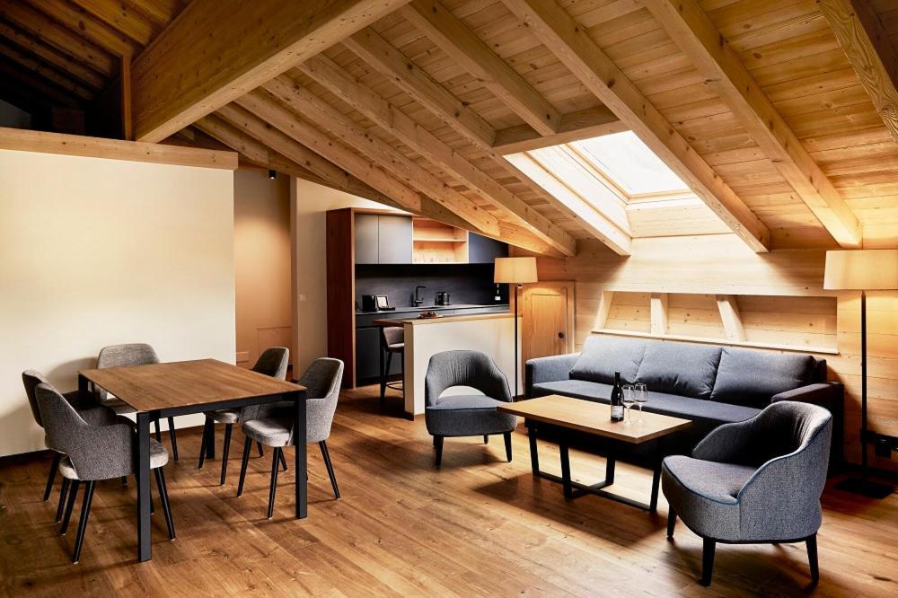 Hotel Alpenland Gstaad Exteriör bild