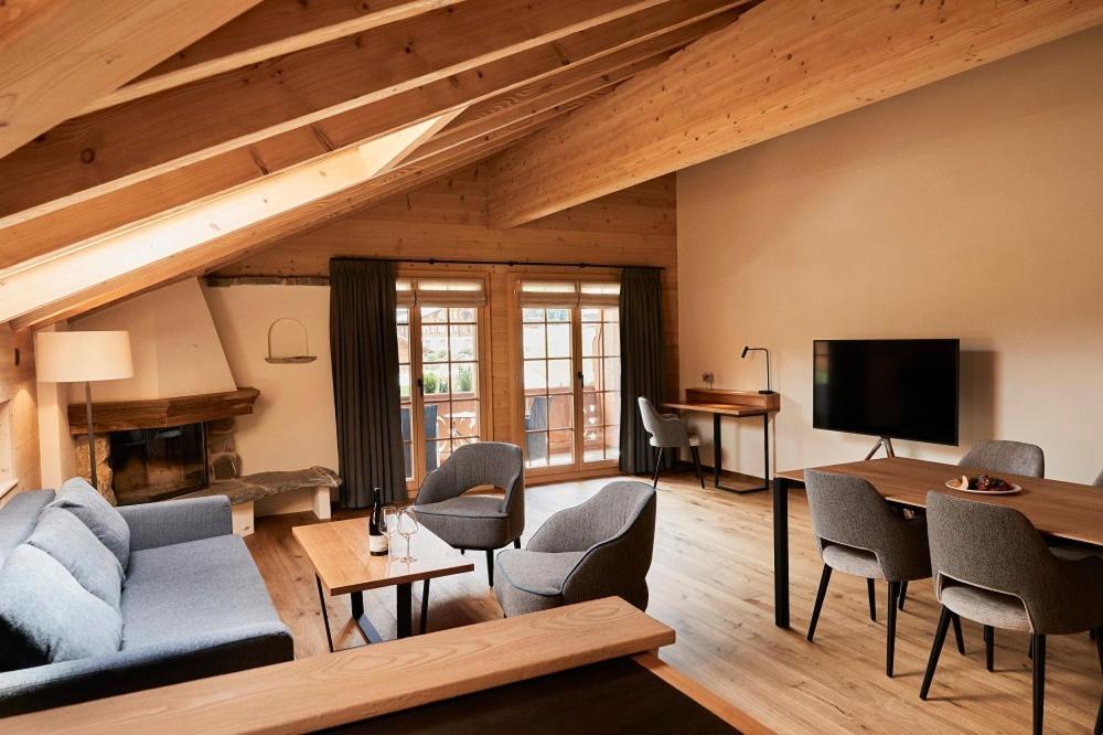 Hotel Alpenland Gstaad Exteriör bild